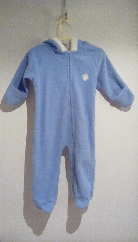 Ensemble polar bébé sale