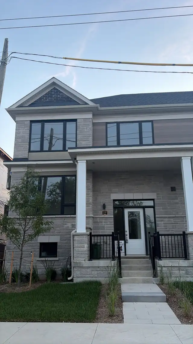 Lindsay ON 4 bedroom 