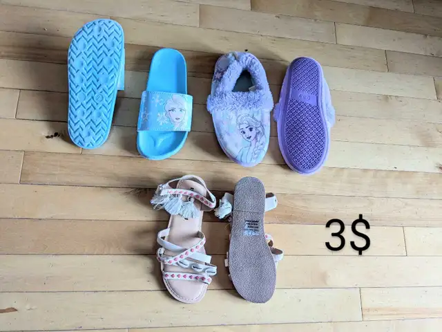 Souliers grandeur 2 filles in Kids & Youth in Laval / North Shore - Image 3