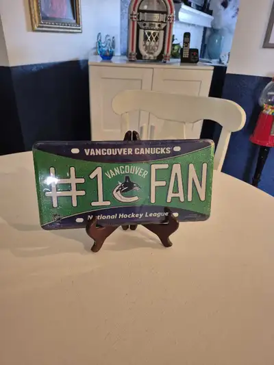 Vancouver Canucks plate , View more