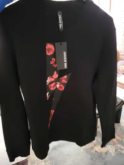 Neil Barrett sweatshirt. new w/tags. size M slim fit. $75., View more