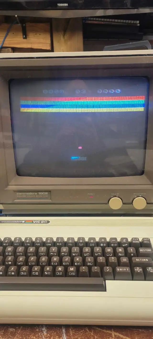 Commodore VIC-20 in Desktop Computers in Oakville / Halton Region - Image 2