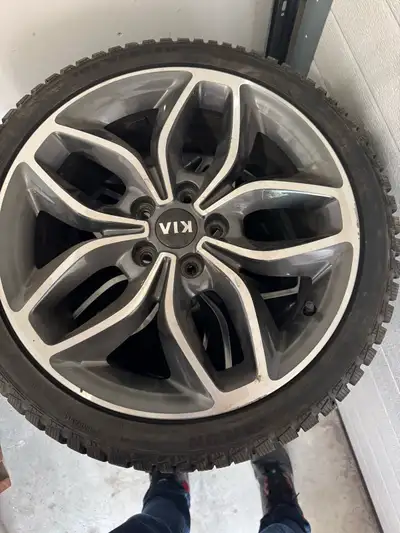 18 inch rims Bolts pattern 5x114.3mm Tires are fairly new only use for one winter