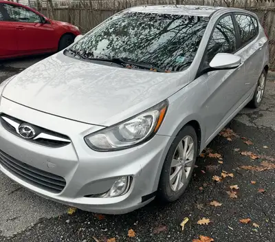 2014 ACCENT QUICK SALE ONLY $3800 1 YEAR MVI LEFT SUNROOF