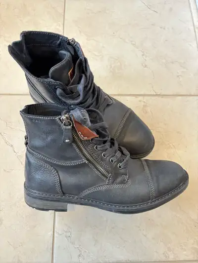 Geox Leather Boots size 7, View more
