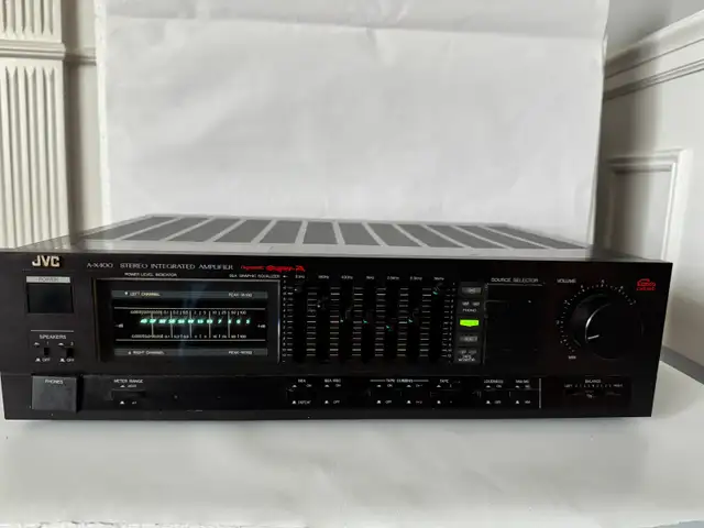 Vintage Super-A JVC A-X400 Stereo  Amplifier w  7-band Graphic in Stereo Systems & Home Theatre in City of Toronto - Image 4
