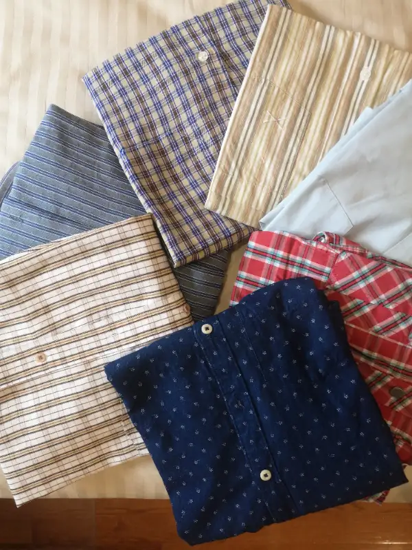 LIKE NEW Tommy Hilfiger Check Shirt. Size-Small. Blue Checkers. in Men's in Mississauga / Peel Region - Image 9