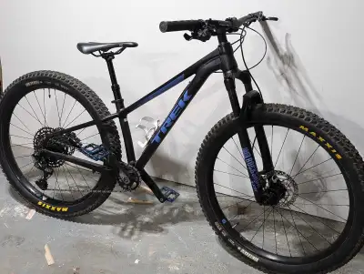 Trek Roscoe 8 - Hardtail Trail Bike, View more