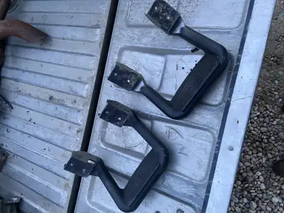 Getting rid of some truck parts I don’t need. Side steps $30, thrush rattler mufflers adapted to 2.2...