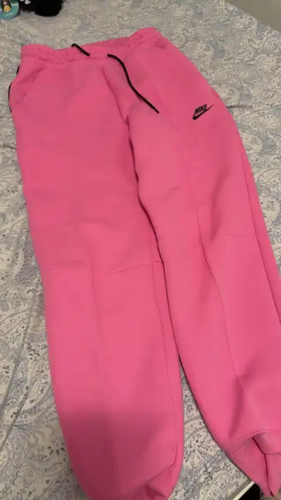 pink Nike tech, View more