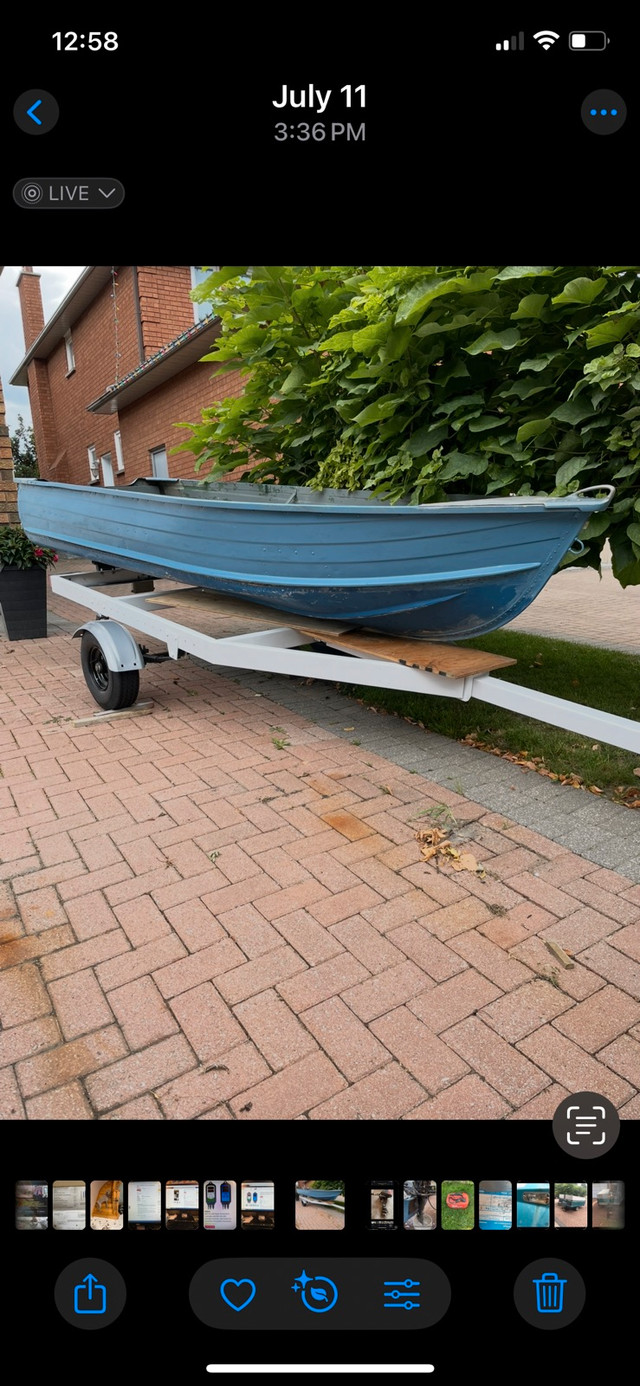 12 foot boat in Boat Parts, Trailers & Accessories in Mississauga / Peel Region