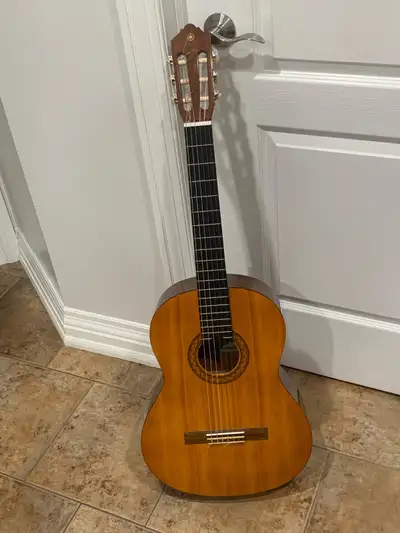 Yamaha guitar asking 250 obo