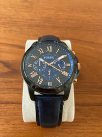 Montre Fossil - Bleu - Or rose /Fossil watch- Navy and rose gold