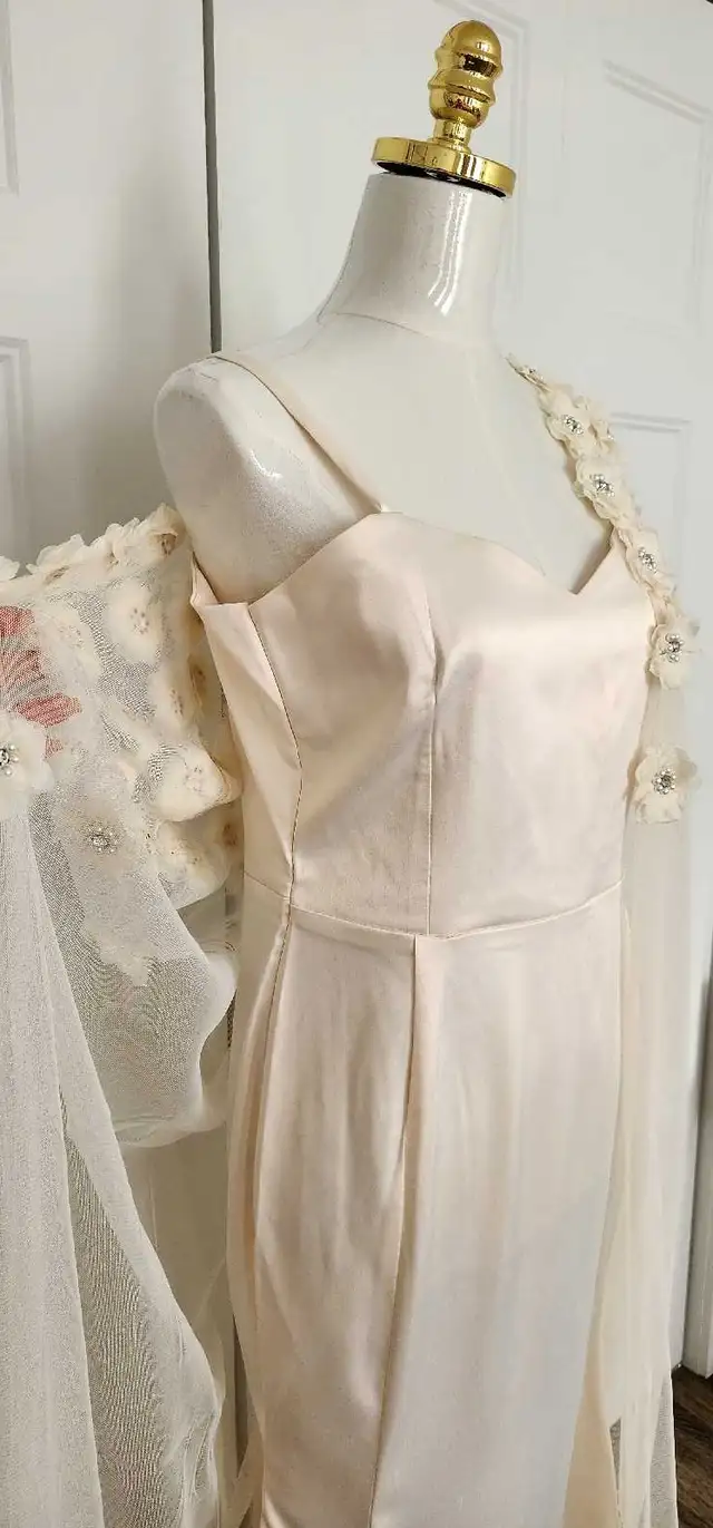 robe de mariage  in Women's - Dresses & Skirts in Longueuil / South Shore - Image 5