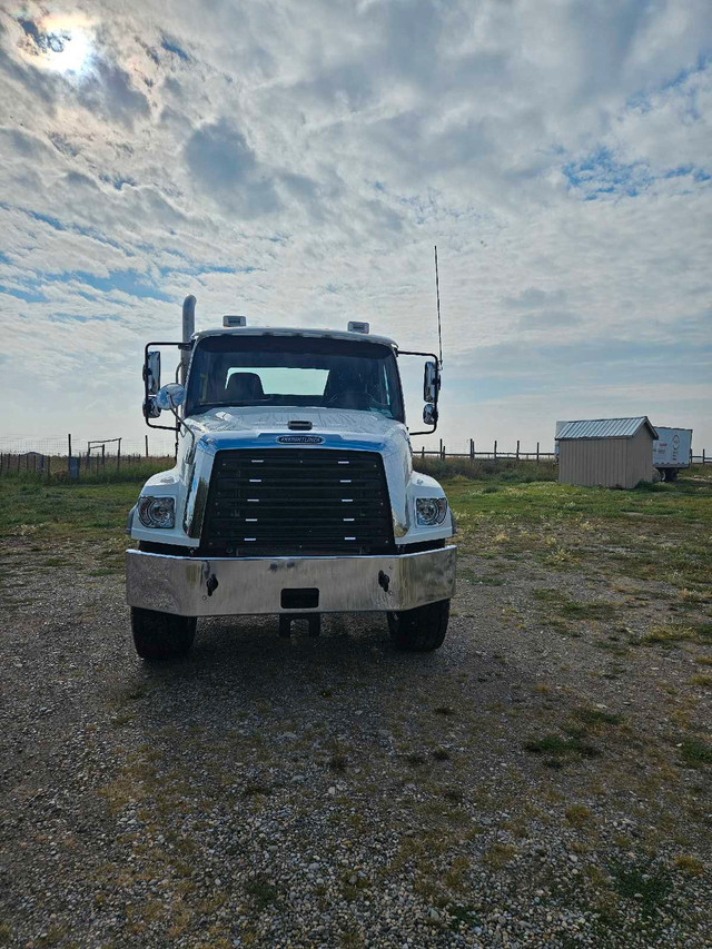 2025 Freightliner 114SD plus tandem axle cab and chassis in Heavy Trucks in Calgary - Image 2