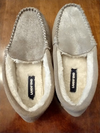 Land's End New Suede slippers size 8 women's