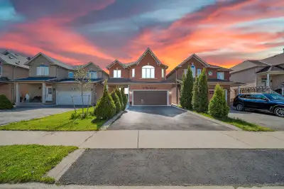 Main floor of the detached house for rent.