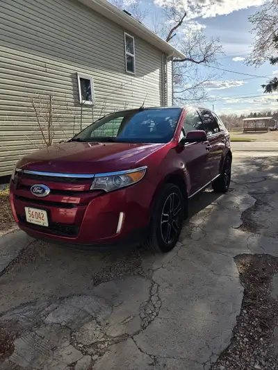 2013 Ford Edge SEL 241000km The SUV is in great condition. It has been driven and owned by an elderl...