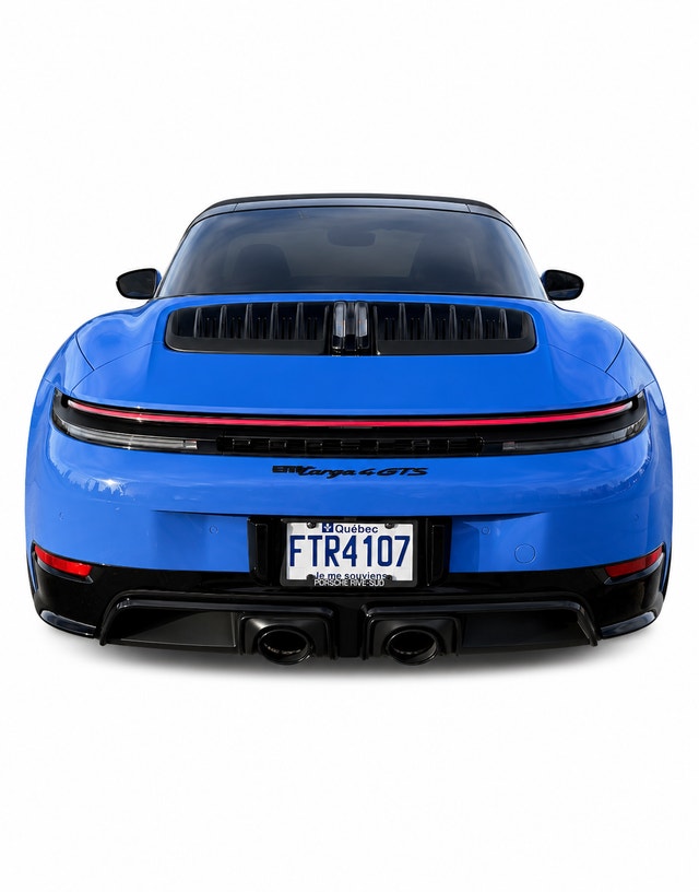 Porsche 911 Targa 4 GTS Hybrid 2025 – Lugano Blue — photo 3