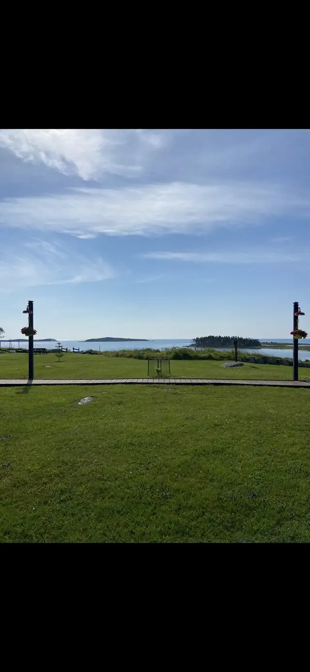 OCEANFRONT HOUSE & COTTAGE FOR SALE in Houses for Sale in New Glasgow - Image 31
