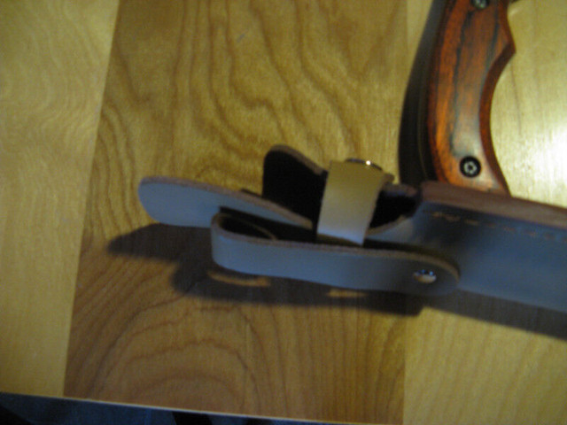 Couteau BUCKNER neuf avec étui en cuir. dans Autre  à Trois-Rivières - Image 3