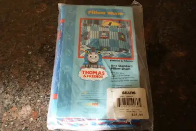 Thomas and Friends series. Brand new in unopened package. This is not the standard pillowcase. It op...