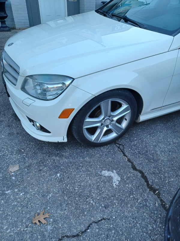 2009 Mercedes-Benz c300 with safety in Cars & Trucks in City of Toronto