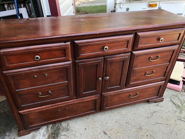I WILL DELIVER. dresser chest of drawers. in Arts & Collectibles in St. Albert