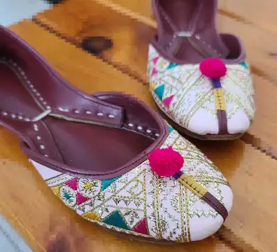 New branded khussay/Punjabi jutti/flats, View more
