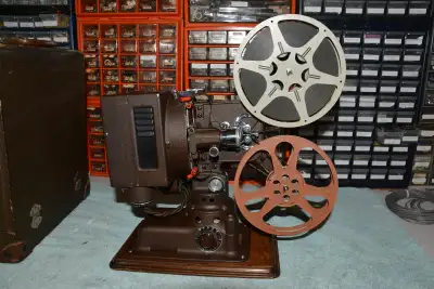 Victor Model 10 – 16mm Silent Projector – 1920s, View more