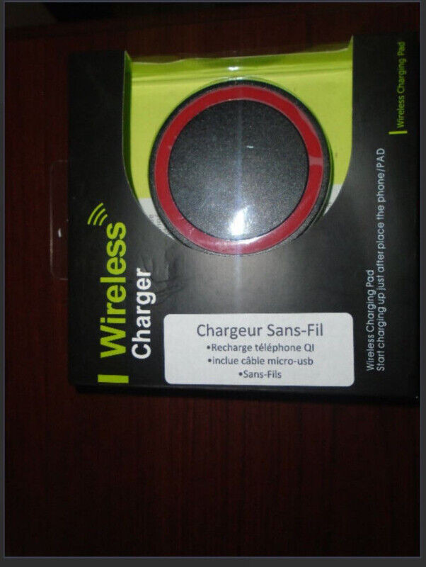 New Support  Recharge Sans Fil WIRELESS CHARGER QI CHARGING PAD in Cell Phone Accessories in City of Montréal