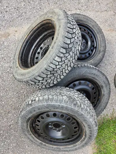 17" Goodyear tires 125/60R17 5 bolt Good condition a little noisy Came off a Hyundai Tuson