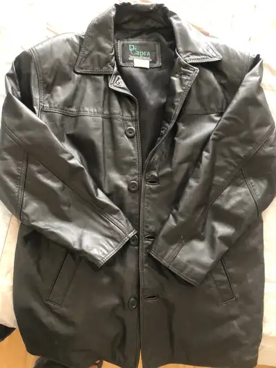 Manteau en cuir 3/4 véritable, View more