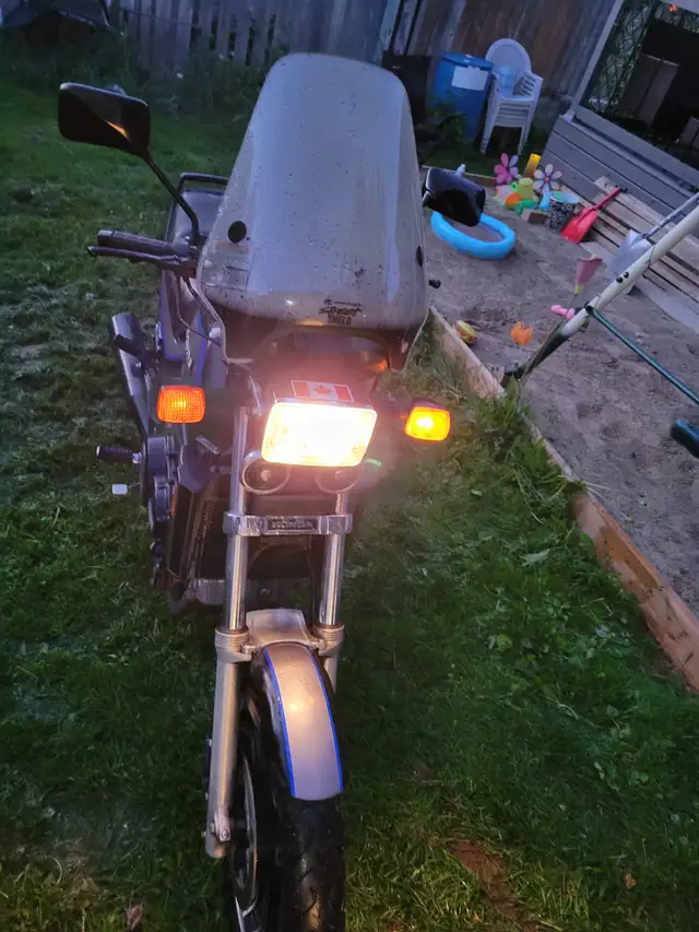 Honda V65 Sabre 1100 in Street, Cruisers & Choppers in Timmins - Image 5