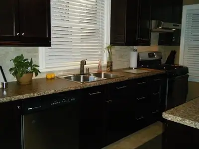 NO LEASE furnished room rental September - December