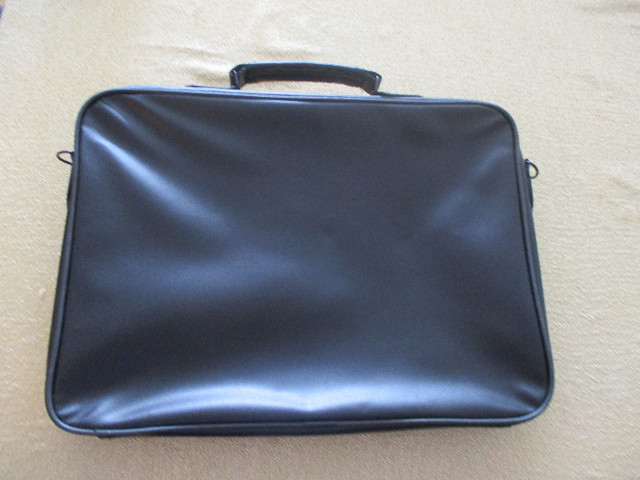 Leather Laptop Bag (Black) in Laptops in City of Toronto - Image 2