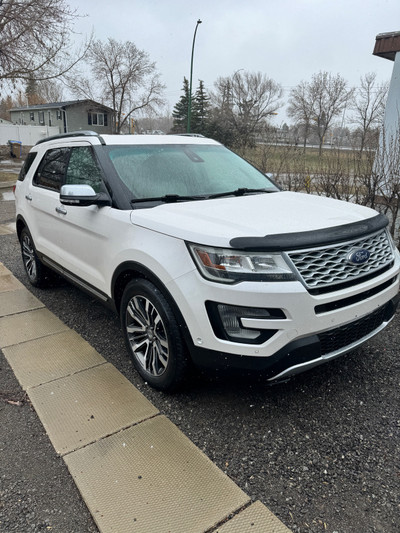 2016 Ford Explorer Platinum