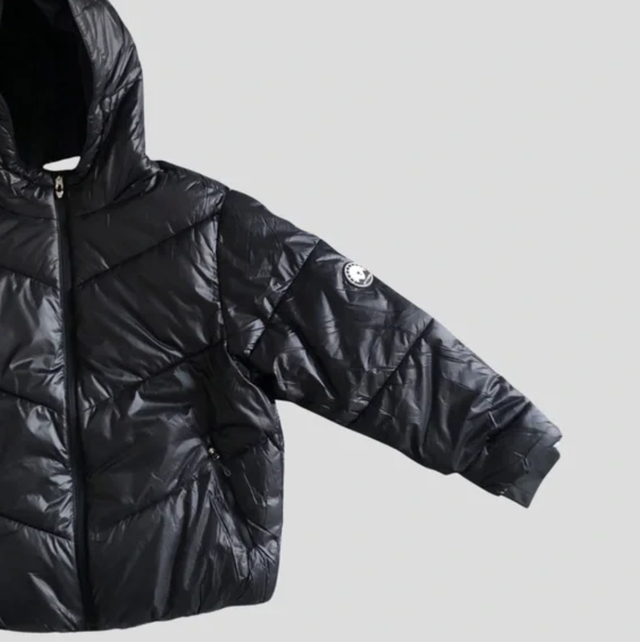 Spyder Super Puff Hooded Jacket - Insulated Size MNWT in Women's - Tops & Outerwear in City of Toronto - Image 2