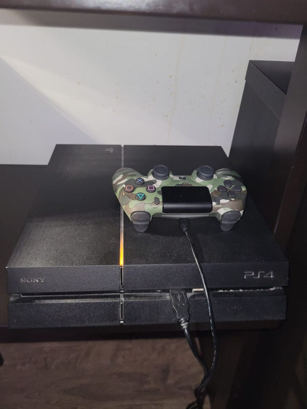 PS4 for sale in Sony Playstation 4 in Markham / York Region