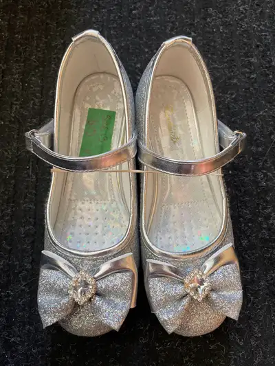 Girls Silver Dress Shoes Size 13, View more