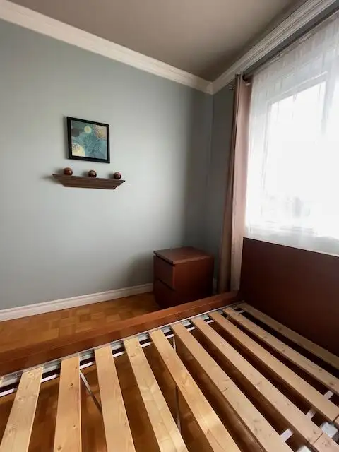 Ensemble chambre à coucher IKEA MALM+2 STORKLINTA, Grand Queen in Beds & Mattresses in Longueuil / South Shore - Image 3