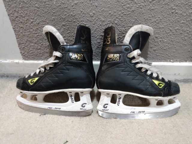 Graf Supra 703 Top Light skates Jr Size 3 in Hockey in City of Toronto