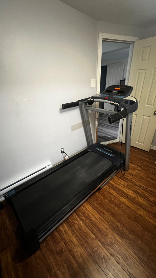 Treadmill in Exercise Equipment in Mississauga / Peel Region