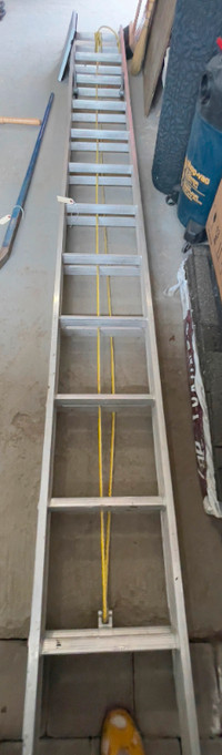 Extension Ladder (Aluminum)