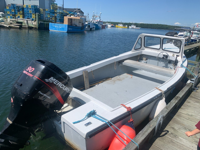 90hp outboard  in Powerboats & Motorboats in Cole Harbour