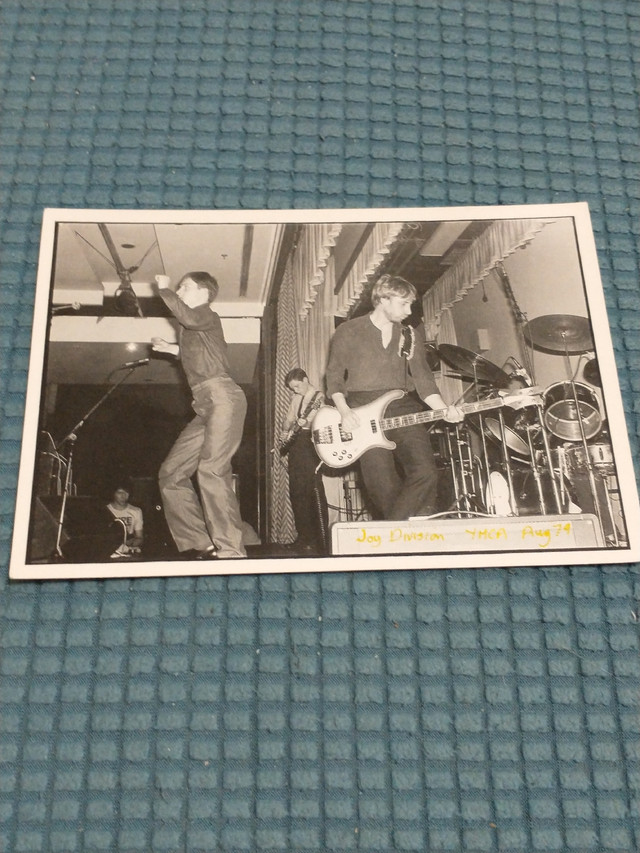 Four unused Joy Division postcards from early 1990s in Arts & Collectibles in City of Toronto - Image 3