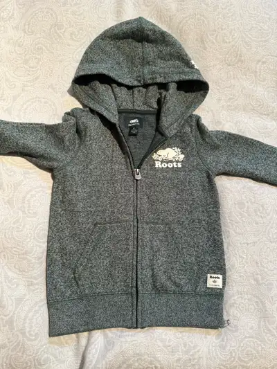 Roots boys 5T green hooded zip front sweatshirt, View more