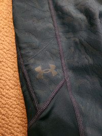 Women's UnderArmour Fly Fast Leggings, Brand new, size S/M