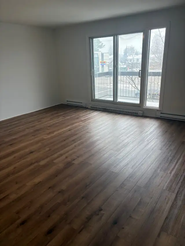 FABREVILLE GRAND 4 1/2 À LOUER