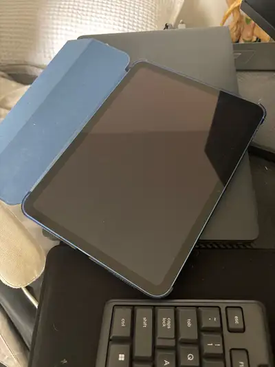 iPad 11 A16 chip 128 gbs, View more